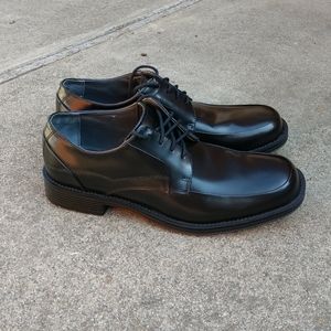 Bass Leather Shoes